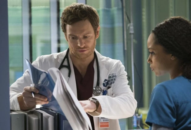 Изображение из сериала Медики Чикаго