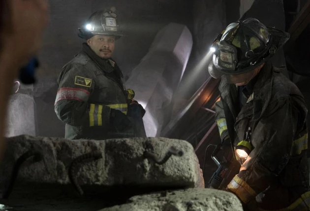 Изображение из сериала Медики Чикаго