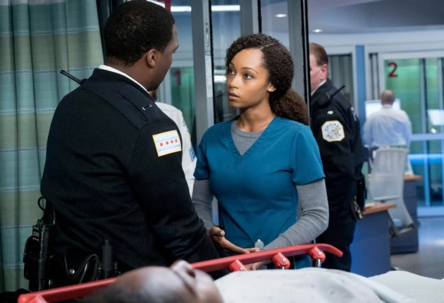 Изображение из сериала Медики Чикаго